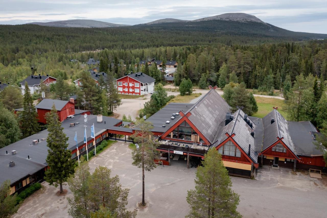 Lapland Hotels Aekaeshotelli Akaslompolo Exterior foto