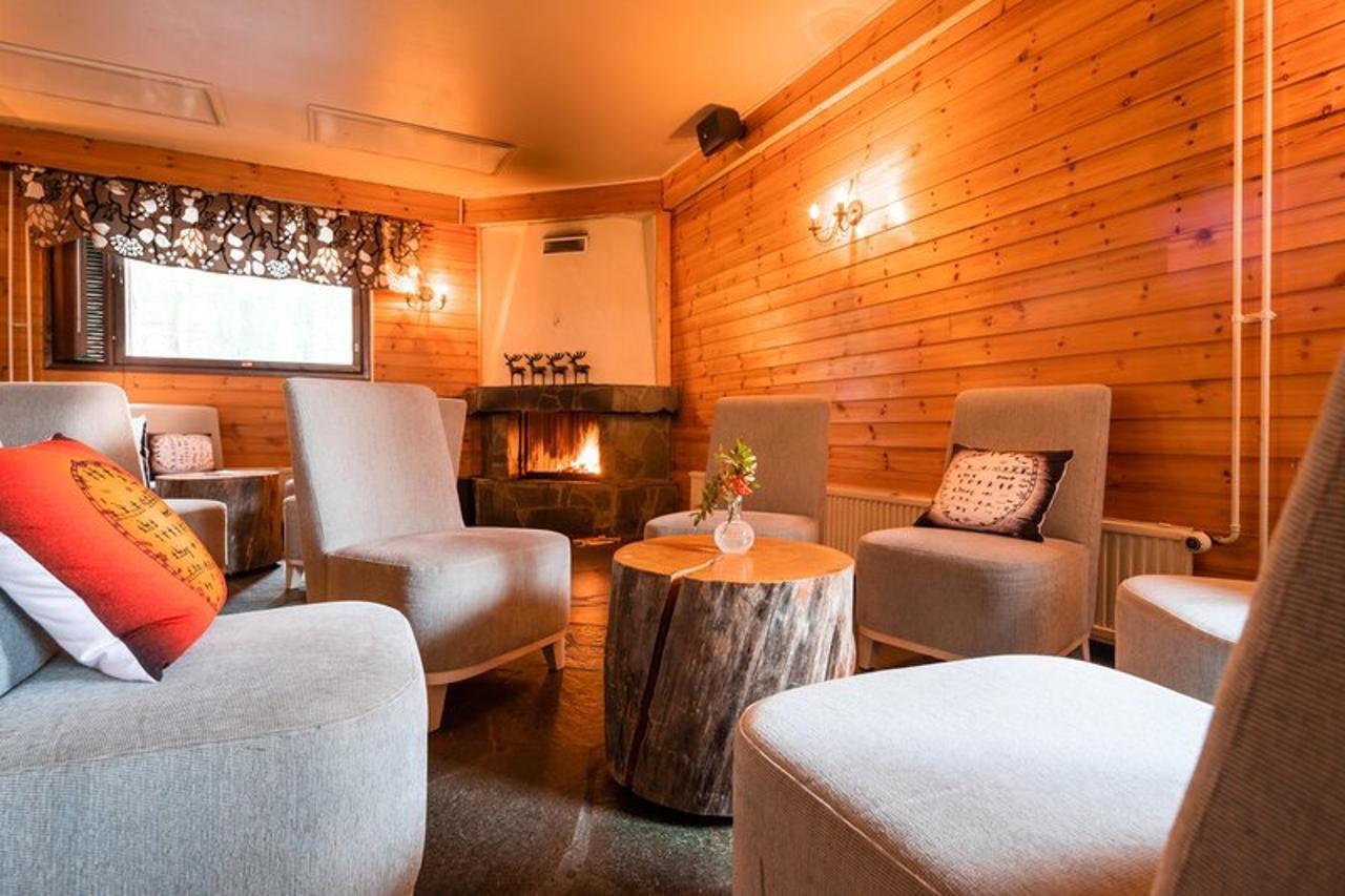 Lapland Hotels Aekaeshotelli Akaslompolo Exterior foto